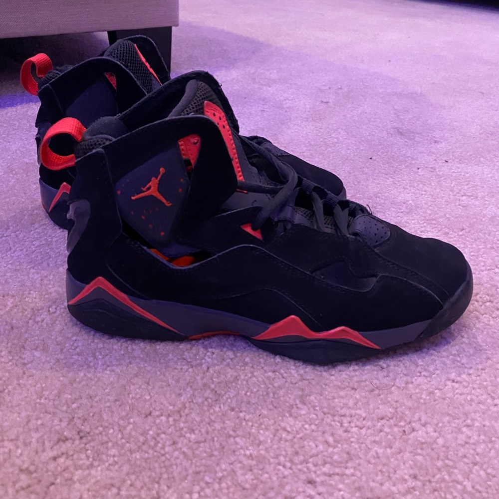 Jordan True Flights